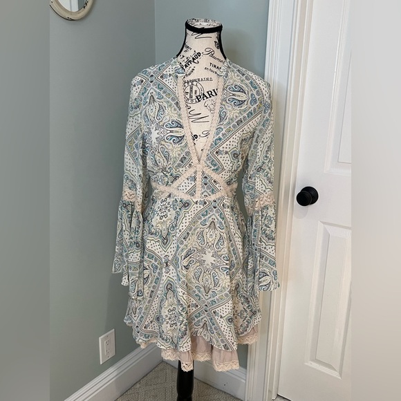 Free People Moonlight Bay mini dress | blue & white paisley print | size 8 - Picture 3 of 15